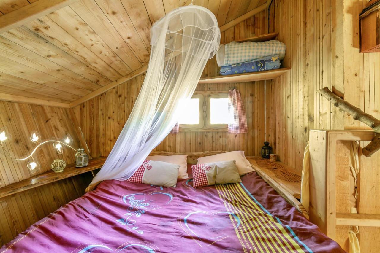 L'Arbre A Cabane Guyonvelle ภายนอก รูปภาพ