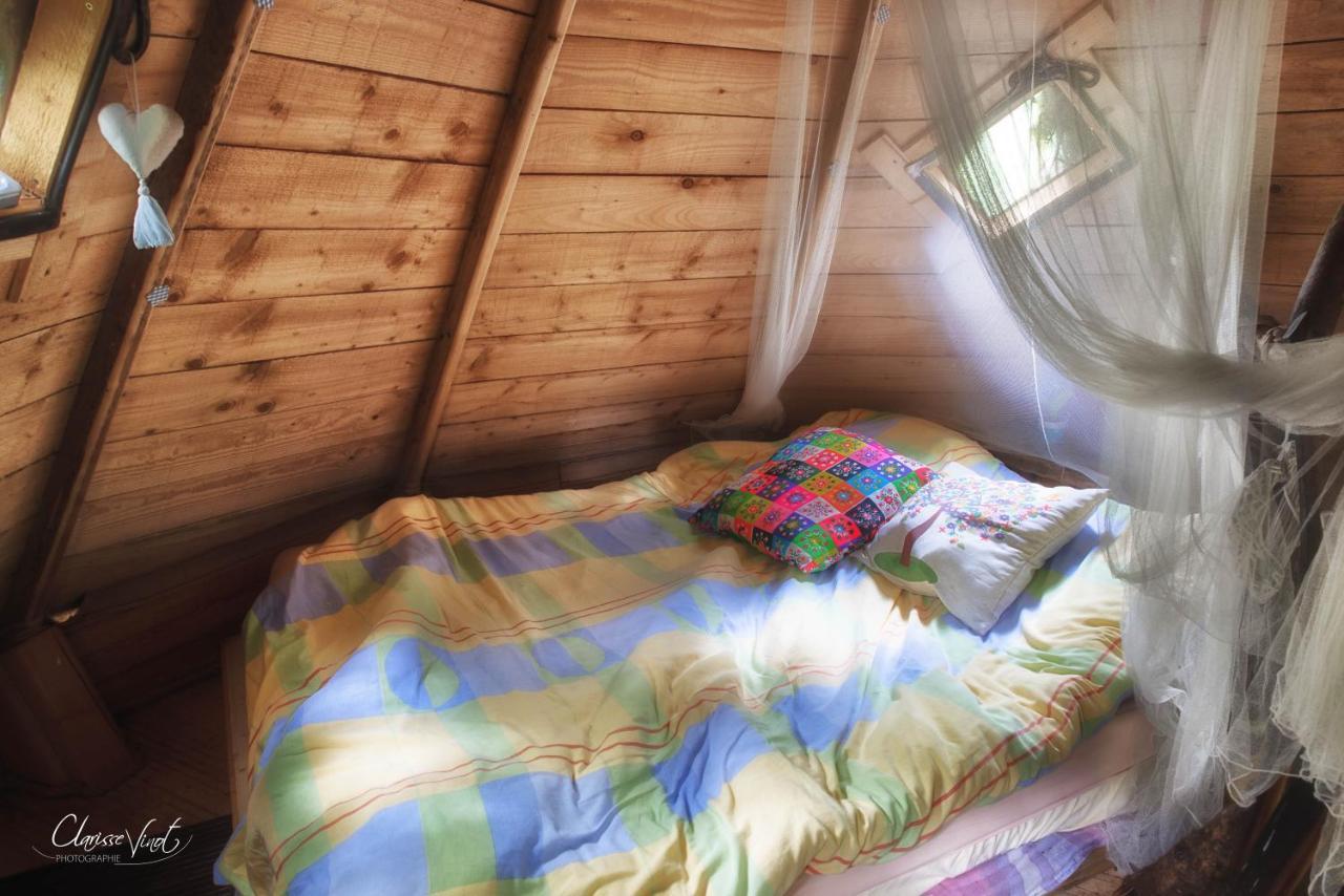 L'Arbre A Cabane Guyonvelle ภายนอก รูปภาพ