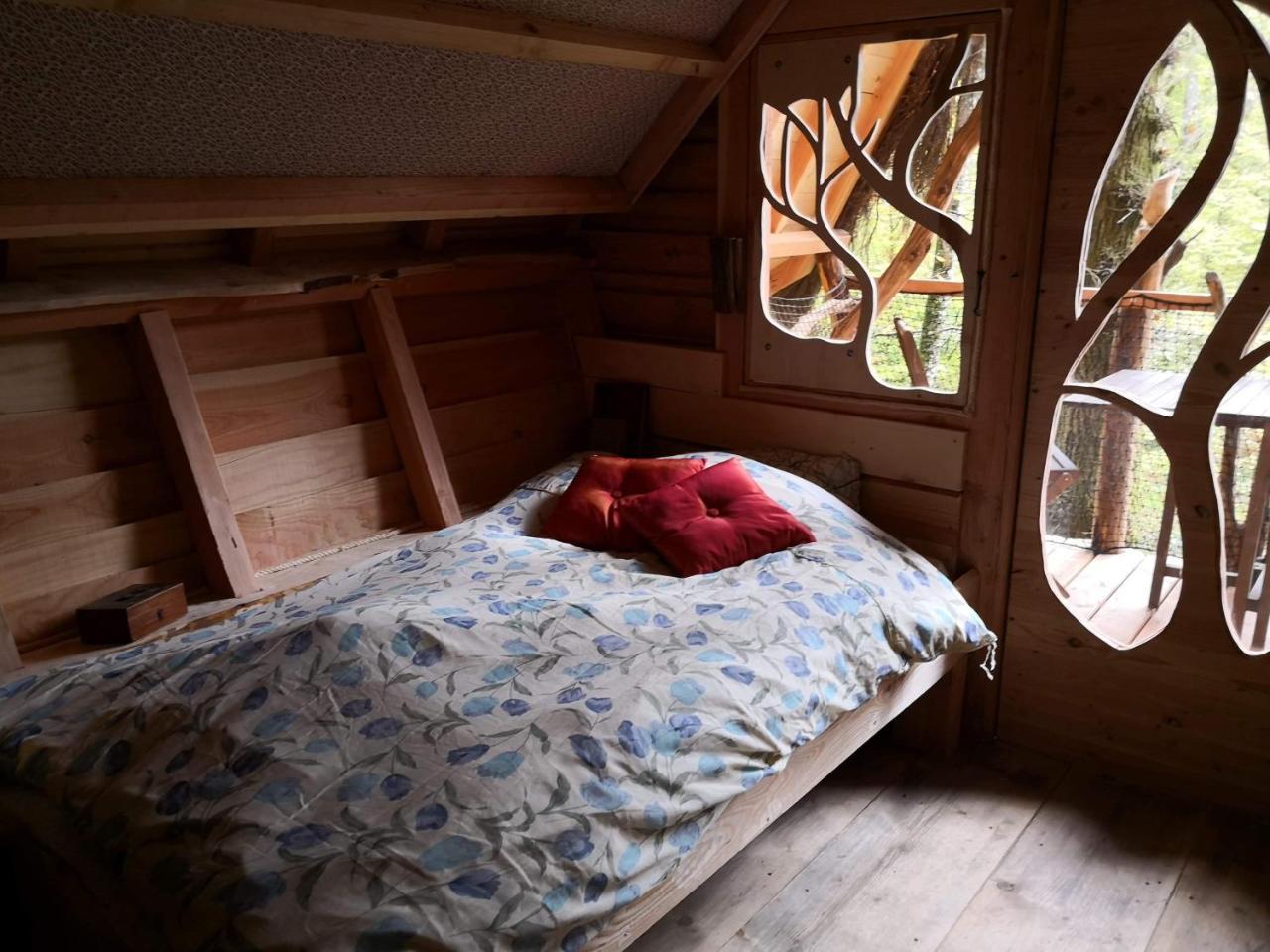 L'Arbre A Cabane Guyonvelle ภายนอก รูปภาพ